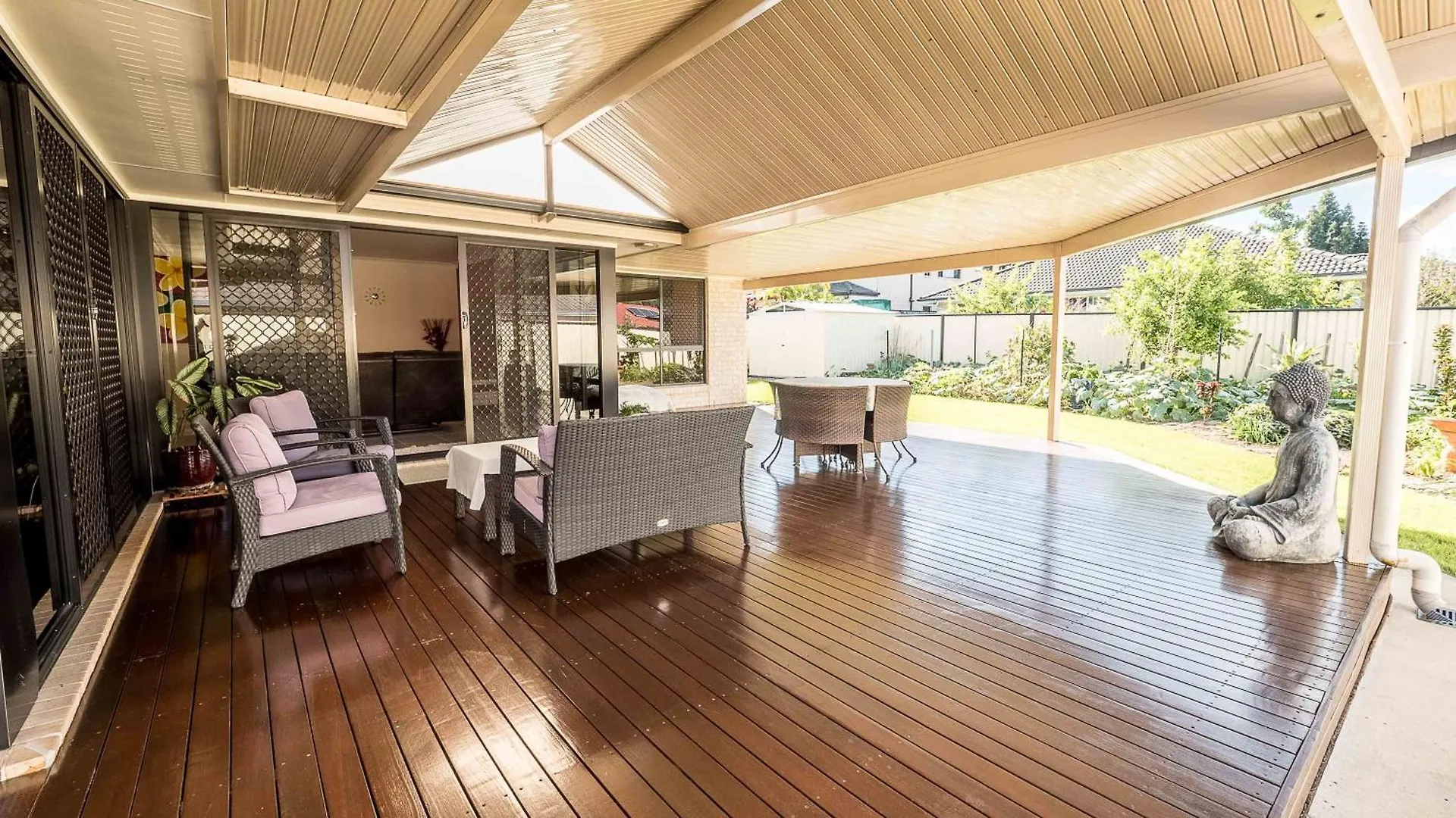 Jen'S Getaway Bed & Breakfast Glass House Mountains Australia
